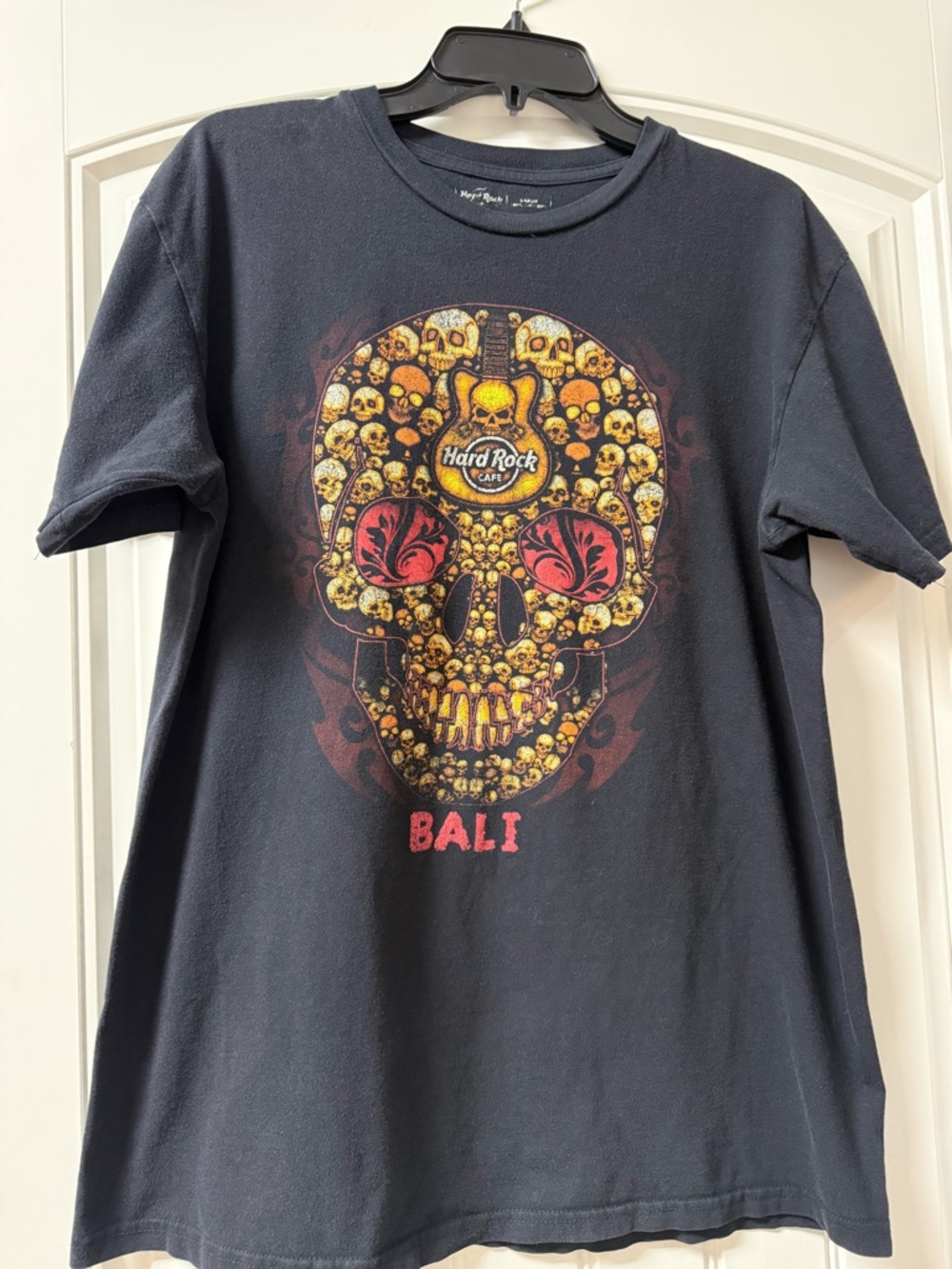 Hard Rock Cafe Black Tee with Yellow & Red Skull Graphic